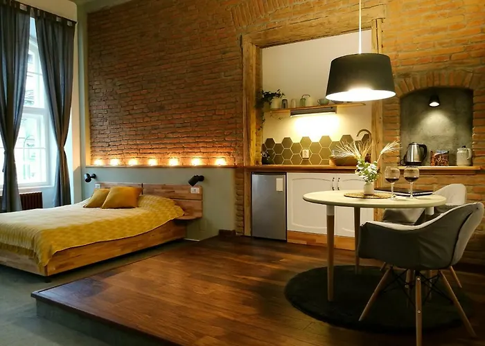 Zada Studio - Old City Center